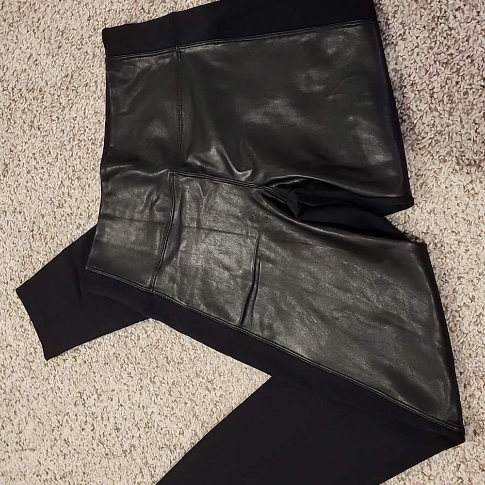 Athleta Tight